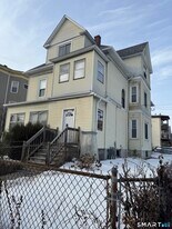 110 Adelaide St in Hartford, CT - Building Photo