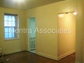 30 S 22nd St-Unit -6 in Philadelphia, PA - Building Photo - Building Photo