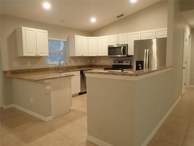 11200 Chalet Ave in Englewood, FL - Building Photo - Building Photo