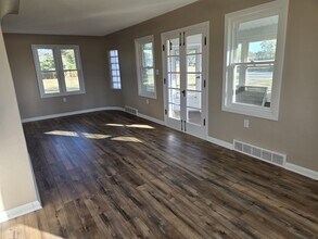 9701 Brown Rd in Curtice, OH - Building Photo - Building Photo
