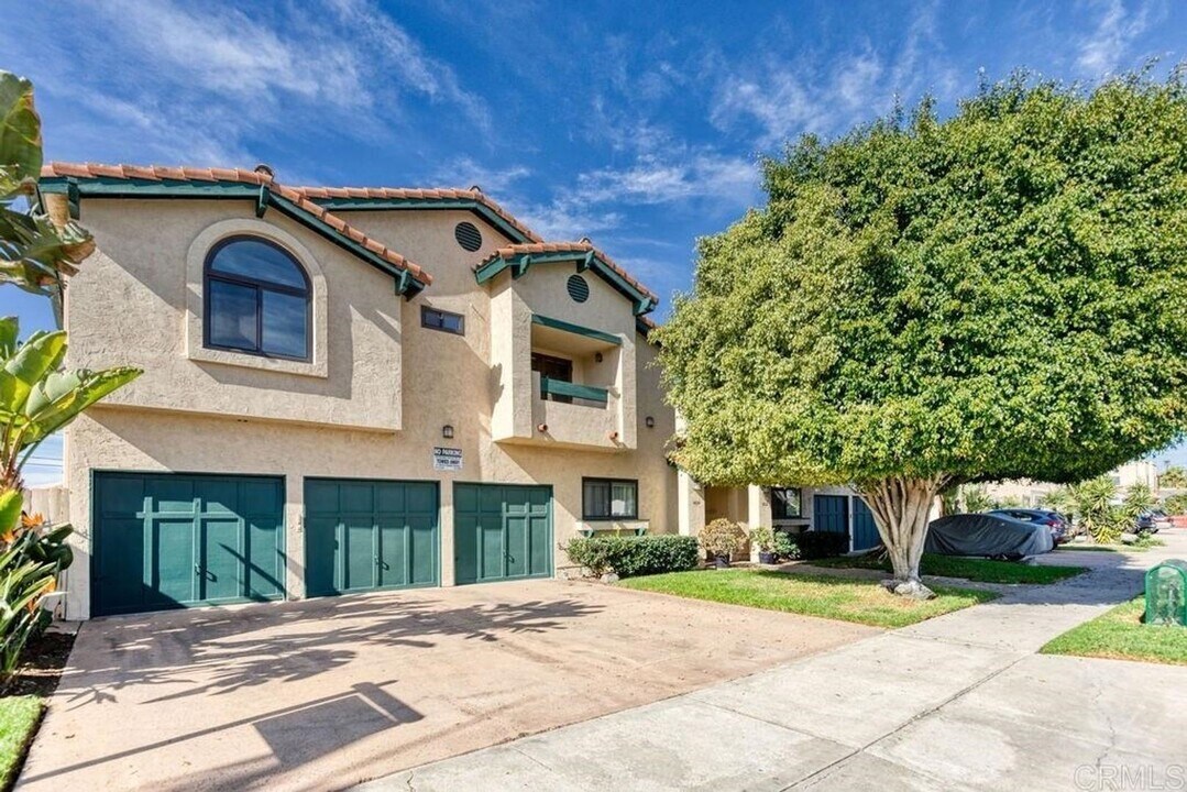 4434 Louisiana St in San Diego, CA - Building Photo