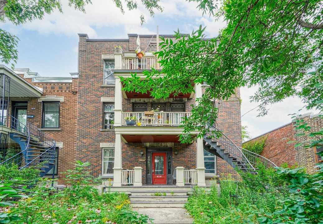 6669-6673 Chambord Rue in Montréal, QC - Building Photo