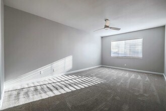 2603 Pebblegold Ave in Henderson, NV - Building Photo - Building Photo