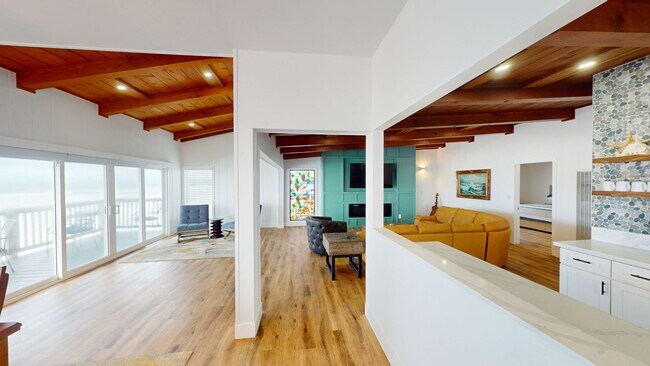 1478-1480 Seacoast Dr in Imperial Beach, CA - Building Photo - Building Photo