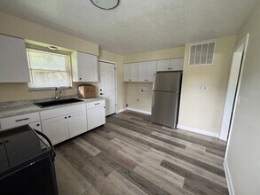 307 Sunset Ln in Arcadia, IN - Building Photo - Building Photo