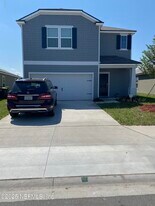 8196 Meadow Walk Ln in Jacksonville, FL - Building Photo