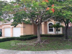 16521 SW 55th Terrace in Miami, FL - Building Photo