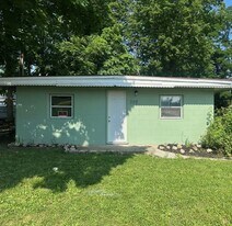 707 S Luick Ave in Muncie, IN - Building Photo