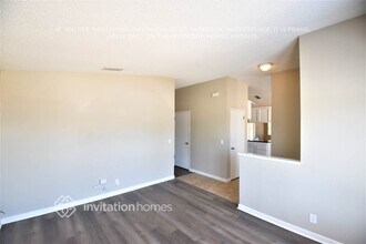 7632 Harmony Oaks Way in Sacramento, CA - Foto de edificio - Building Photo