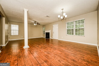 1590 New Orleans Way in Mcdonough, GA - Building Photo - Building Photo