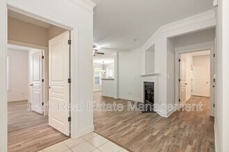 511 Ives Ct in Chapel Hill, NC - Building Photo - Building Photo