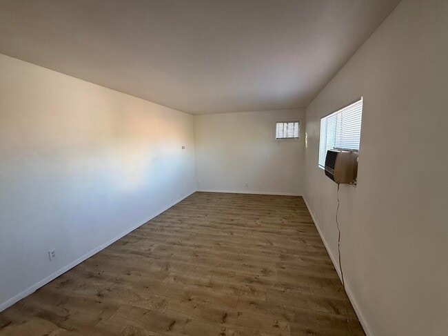 310 La Veta Dr in Albuquerque, NM - Building Photo - Building Photo