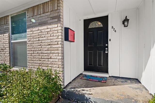 524 Patterson Dr in Mansfield, TX - Building Photo - Building Photo