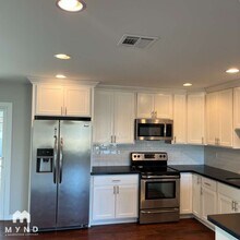 6420 E Wilshire Dr in Scottsdale, AZ - Building Photo - Building Photo