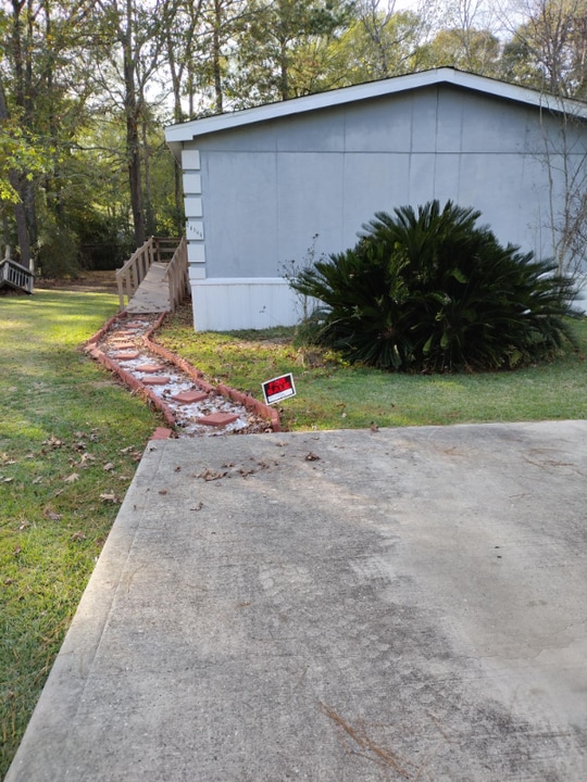 24146 Chickasaw Trail in Porter, TX - Building Photo