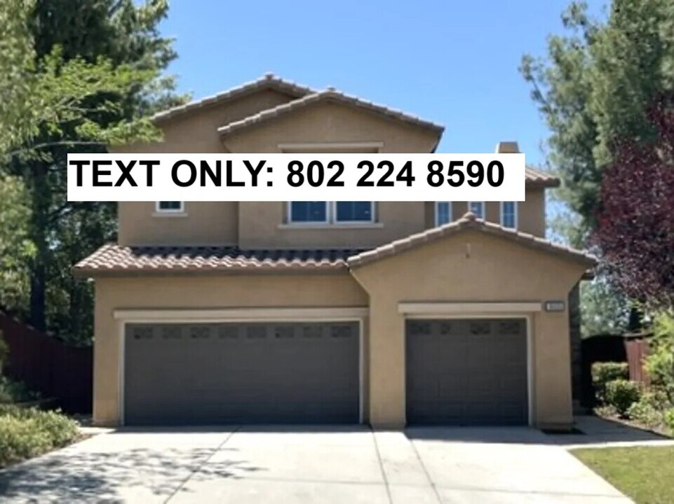 36290 Bay Hill Dr in Beaumont, CA - Building Photo