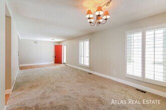 17327 E Asbury Cir in Aurora, CO - Building Photo - Building Photo