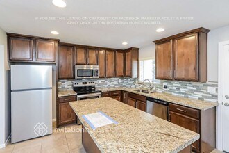 7443 E Crescent Cir in Mesa, AZ - Building Photo - Building Photo