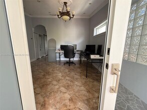 7109 W 30th Ct in Hialeah, FL - Building Photo - Building Photo