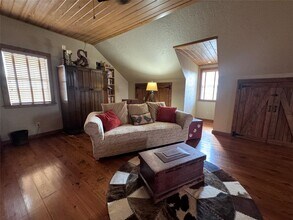 6055 Trackside Rd in Chappell Hill, TX - Building Photo - Building Photo