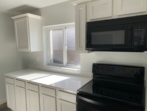 5239 S 2700 W in Roy, UT - Building Photo - Building Photo