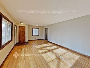 3612 Commodore Dr in Minneapolis, MN - Building Photo - Building Photo