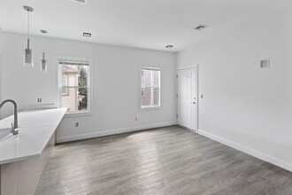 14 Trenton St in Providence, RI - Foto de edificio - Building Photo