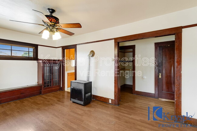 126 Contra Costa St in Vallejo, CA - Building Photo - Building Photo