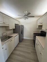 14 Birdie Dr in New Smyrna Beach, FL - Building Photo - Building Photo