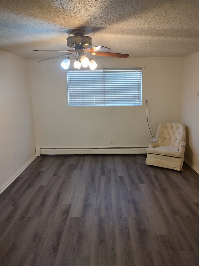 1710-1730 W 55th Ave in Denver, CO - Foto de edificio - Building Photo