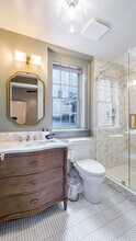 604 Baronne St-Unit -ID1267110P in New Orleans, LA - Foto de edificio - Building Photo
