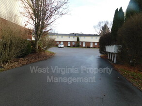 198 Cardinal Wy in Lewisburg, WV - Building Photo - Building Photo