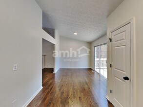 6028 Woodcreek Dr in Woodstock, GA - Building Photo - Building Photo