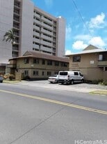1430 Alexander St in Honolulu, HI - Building Photo