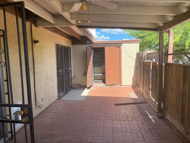 833 S Pantano Pky in Tucson, AZ - Building Photo - Building Photo