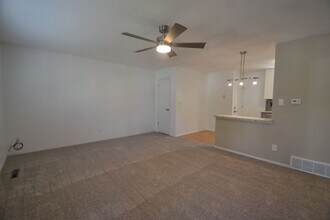 1002 N Walnut St in Colorado Springs, CO - Building Photo - Building Photo
