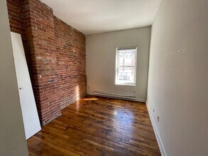 886 Huntington Ave, Unit 6 in Boston, MA - Building Photo - Building Photo