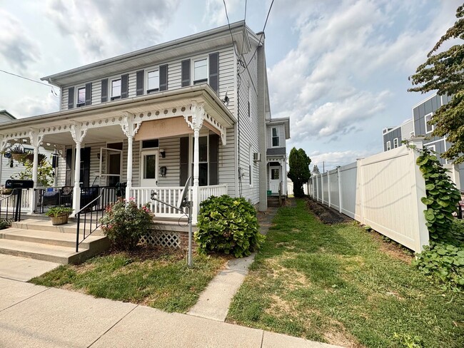 property at 149 E Park St