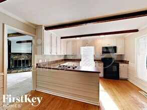 2765 Rock Creek Dr in Marietta, GA - Building Photo - Building Photo