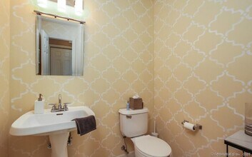 902 Gray Fox Ln in Rocky Hill, CT - Building Photo - Building Photo