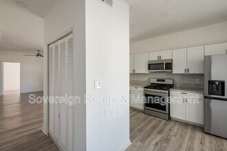 348 Lakeridge Ct in Riverdale, GA - Building Photo - Building Photo