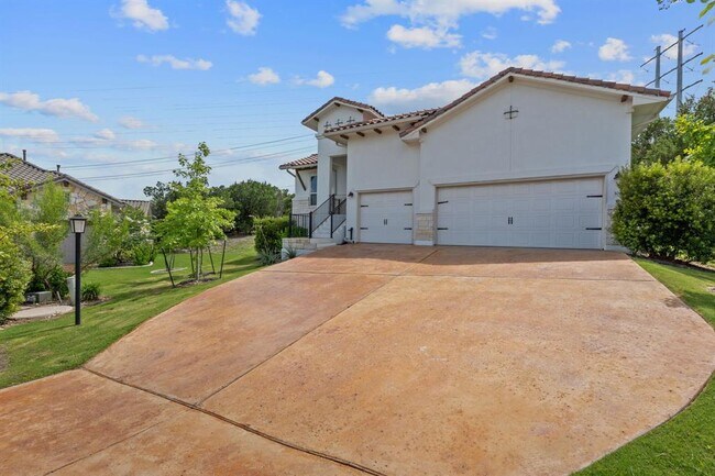 104 Majestic Arroyo Way in Lakeway, TX - Building Photo - Building Photo