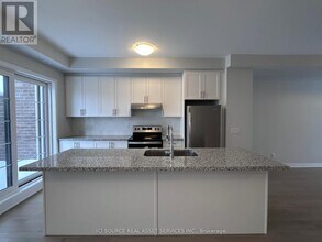 83 York Downs Blvd in Markham, ON - Building Photo - Building Photo