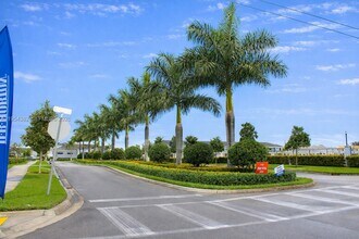 470 NE 12th St in Florida City, FL - Building Photo - Building Photo