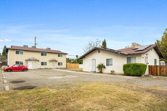 224 Washington Ave in Bakersfield, CA - Building Photo - Building Photo