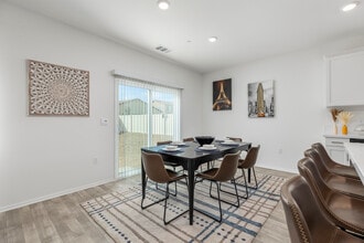 23307 Desert Lily Ct in Murrieta, CA - Building Photo - Building Photo