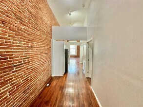 2309 The Strand-Unit -3D in Galveston, TX - Building Photo - Building Photo