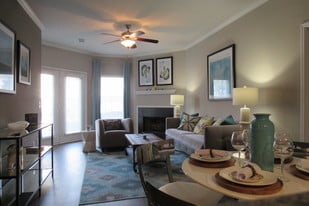 The Point At Oak Mountain Apartments