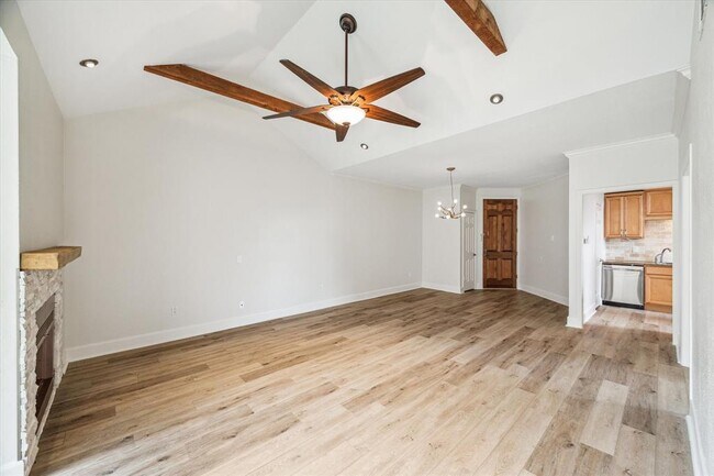 5210 Weslayan St in Houston, TX - Building Photo - Building Photo