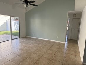 467 Willow Tree Dr in Melbourne, FL - Building Photo - Building Photo